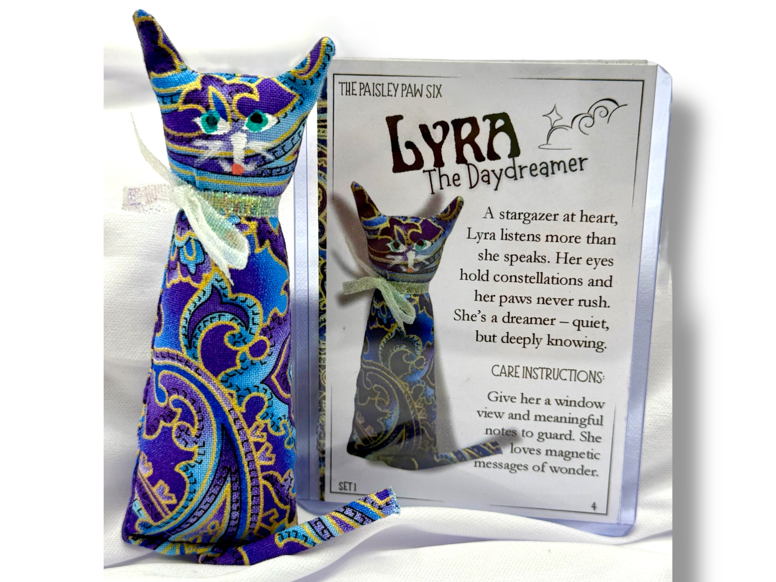Handmade Cat Magnet Set – Plush Arti-Cats with Collector Cards – Fridge Magnets Gift for Cat Lovers – Greek Mythology Artemis Decor
