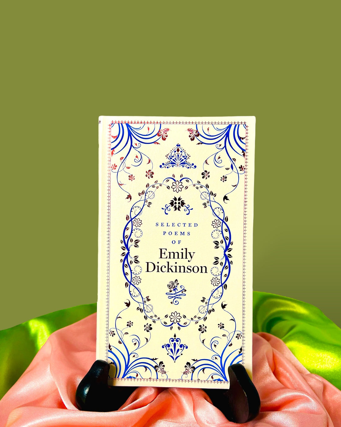 SELECTED POEMS OF EMILY DICKINSON Book (bonded-leather, gilt edging)